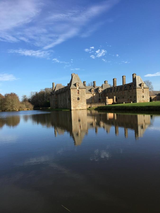 Le Clos Saint-Brice Les Portes du Coglais Exterior foto
